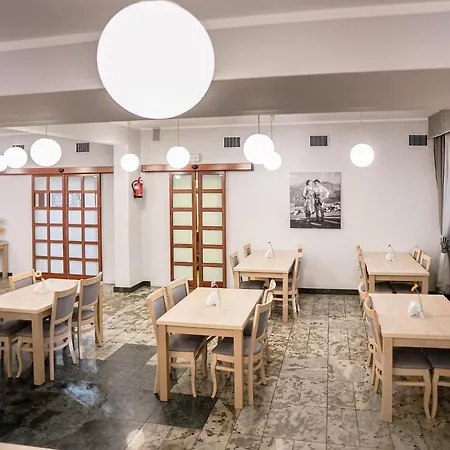 Ośrodek Konferencyjno-wypoczynkowy Parzenica W Zakopanem Nocleg ze śniadaniem *