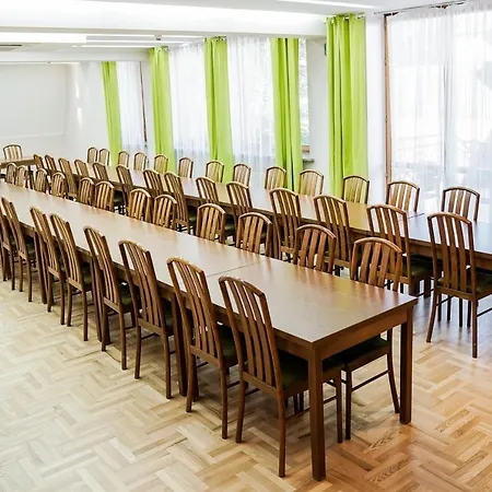 Ośrodek Konferencyjno-wypoczynkowy Parzenica W Zakopanem *